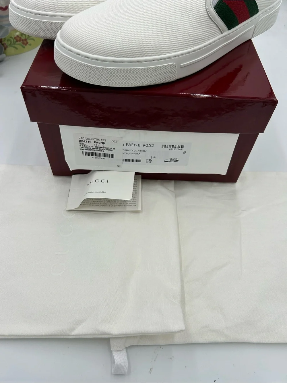 Men's Gucci white canvas ace slip on sneakers size 11.5 fits 12.5 US made Italy